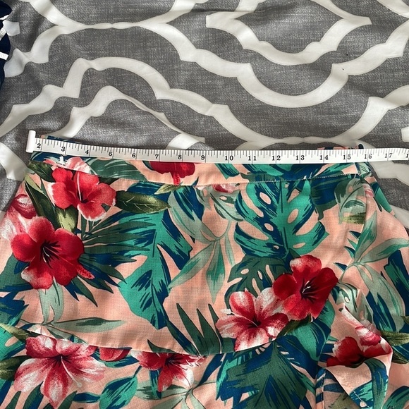 NWT - Lulus Terrifically Tropical Pink Tropical Print Ruffled Skort - Picture 9 of 11